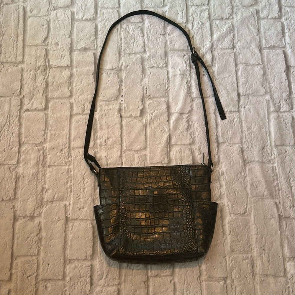 Patricia Nash Aveley Embossed Croc Leather
Crossbody Bag - Black
